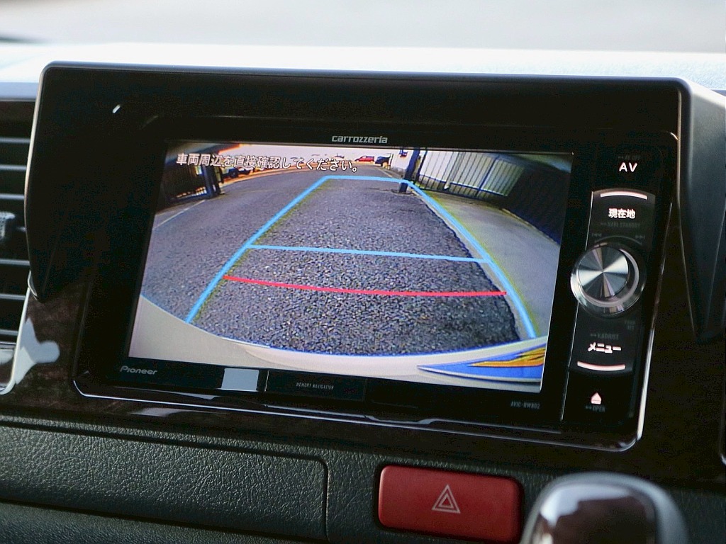 常時７０台以上のハイエース在庫数、フレックス株式会社ハイエース千葉北店！