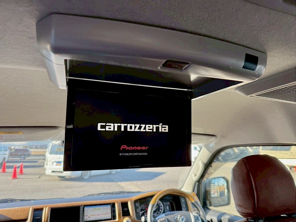 トヨタ ハイエース(16枚目)