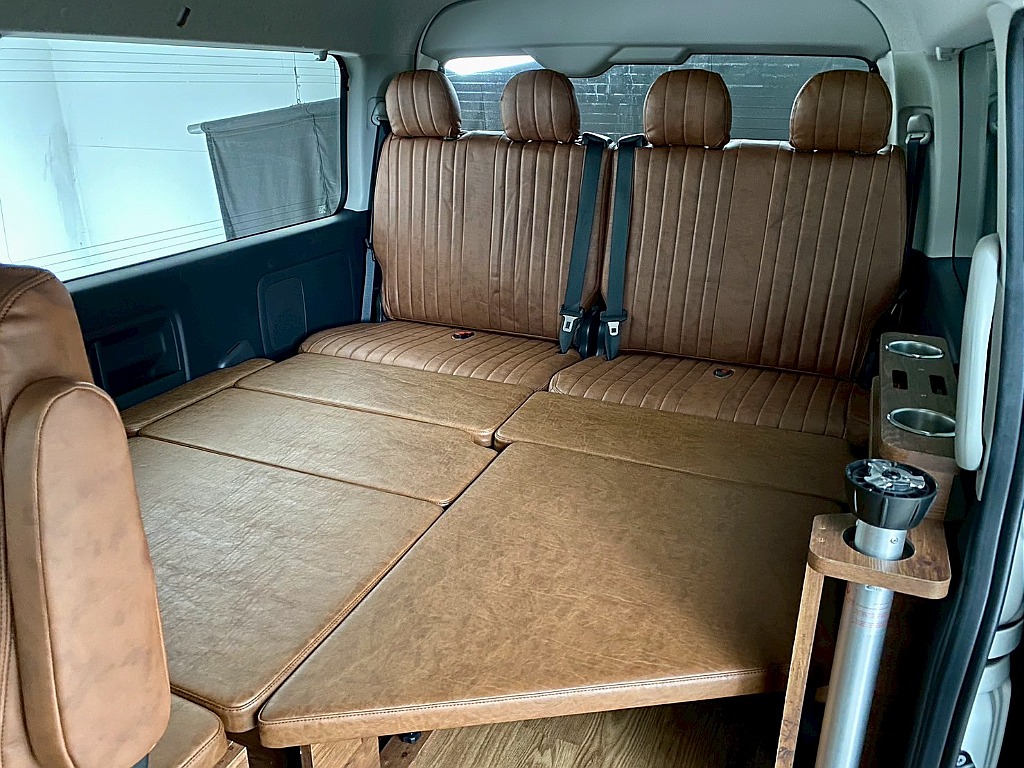 トヨタ ハイエース(20枚目)