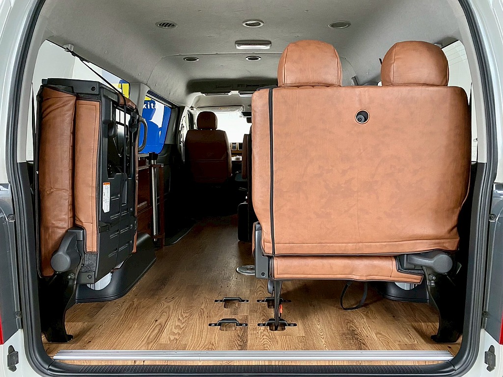 トヨタ ハイエース(32枚目)