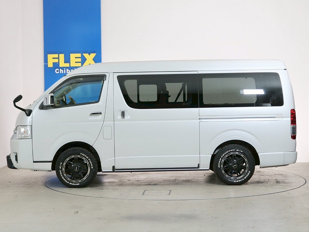 トヨタ ハイエース(7枚目)