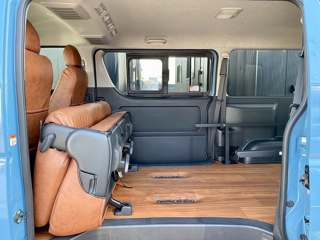 トヨタ レジアスエース(16枚目)