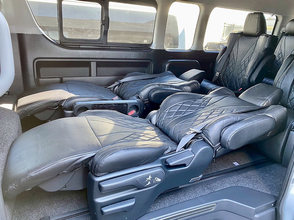 トヨタ ハイエース(22枚目)