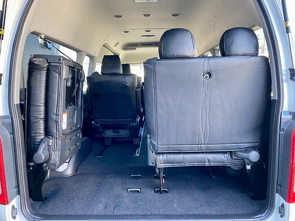 トヨタ ハイエース(28枚目)