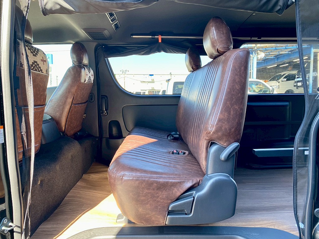 トヨタ ハイエースバン(16枚目)