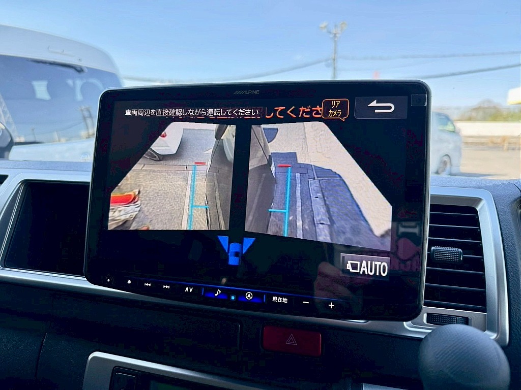 トヨタ ハイエース(15枚目)