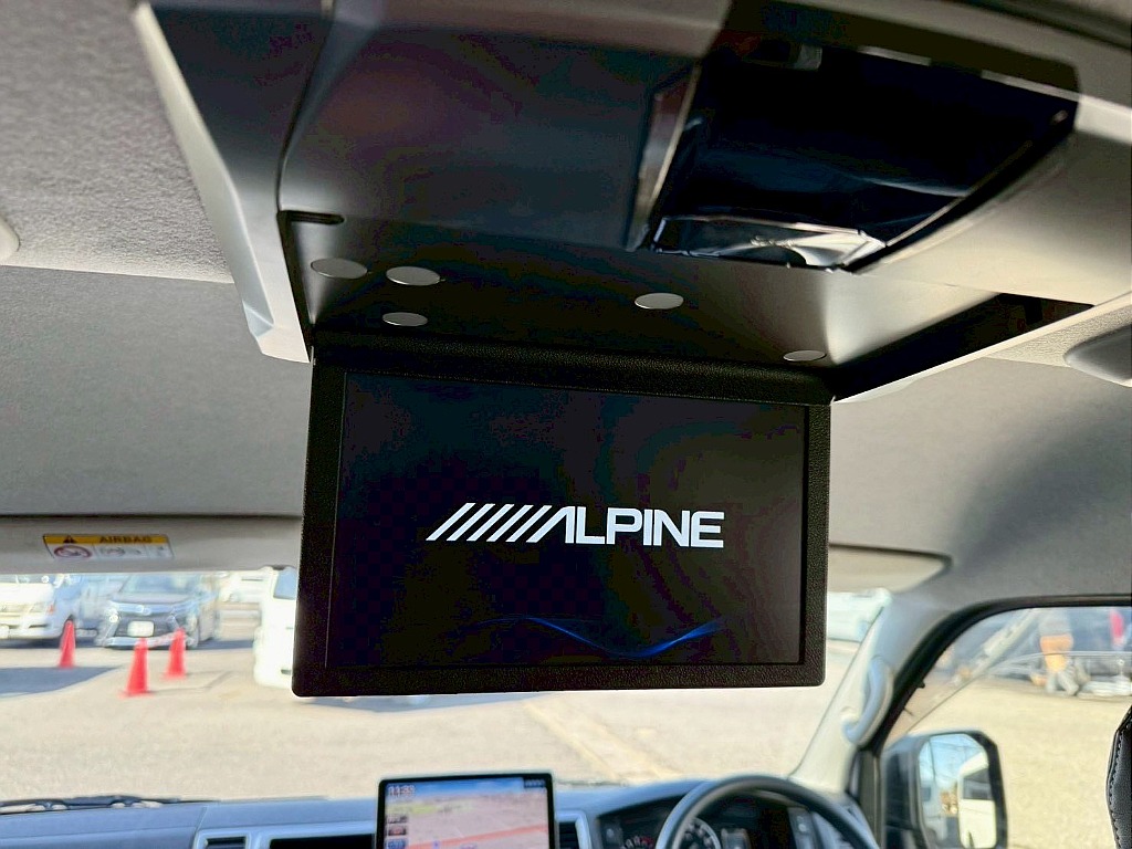 トヨタ ハイエース(16枚目)