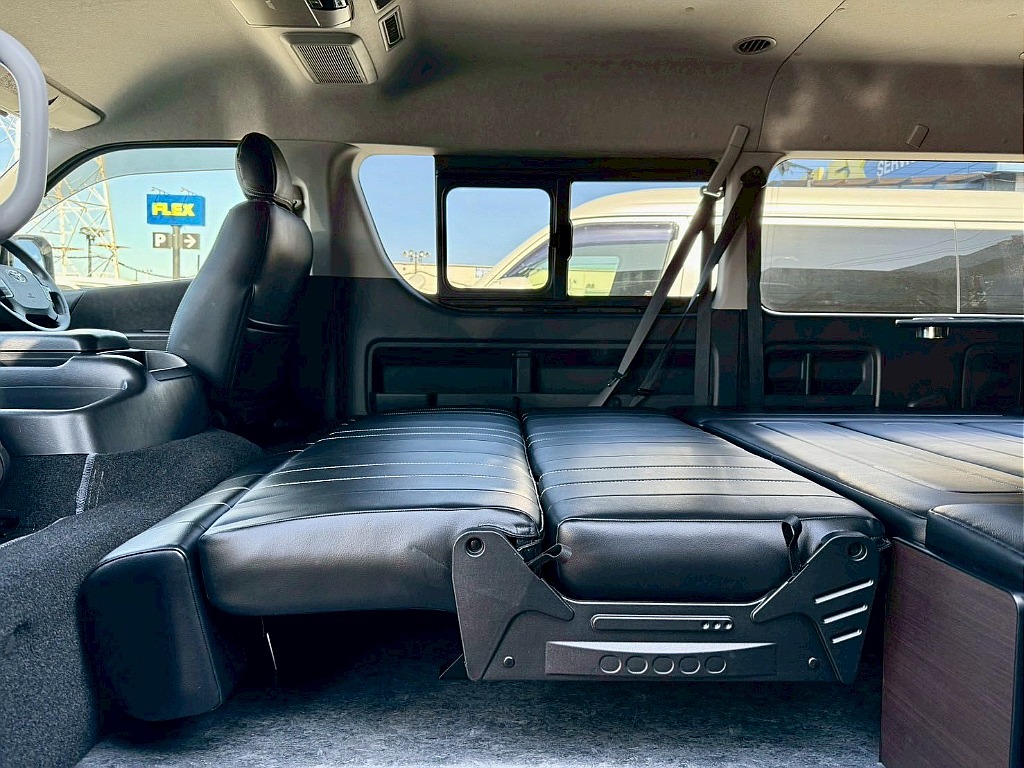 トヨタ ハイエース(19枚目)