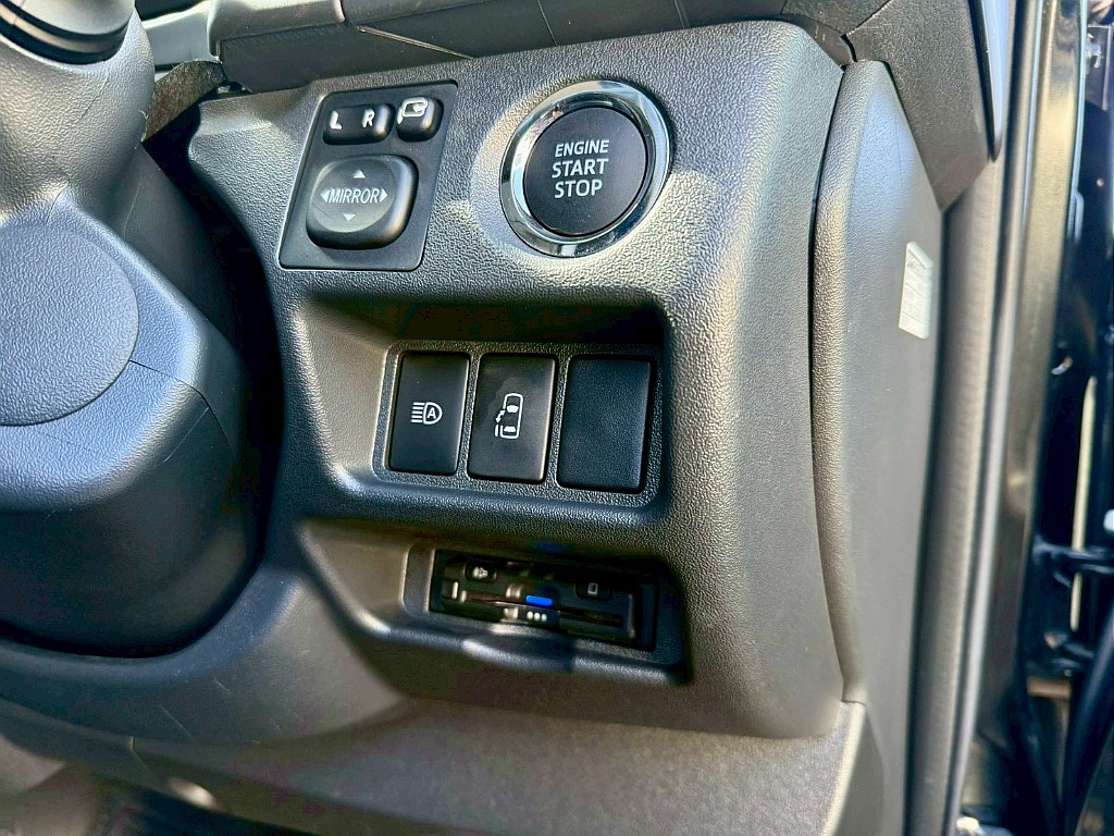 トヨタ ハイエース(11枚目)