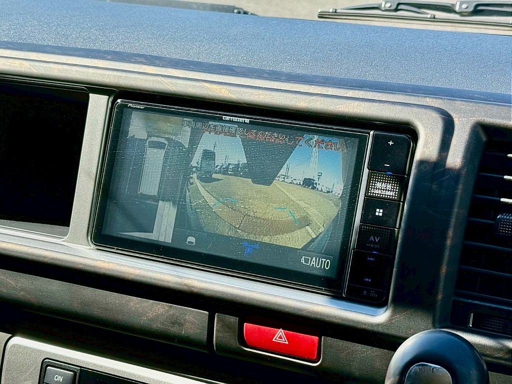 トヨタ ハイエース(15枚目)