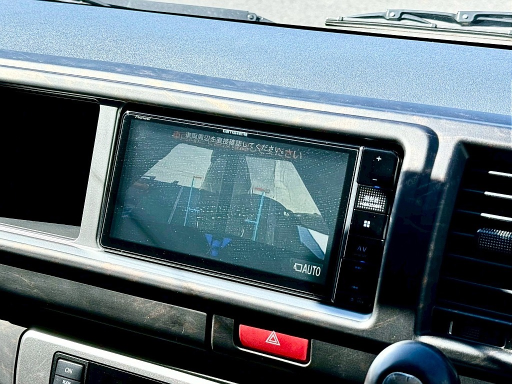 トヨタ ハイエース(17枚目)