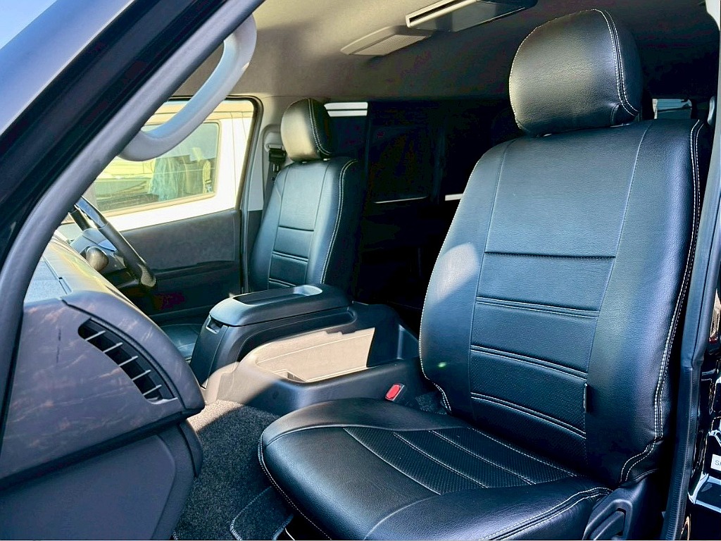 トヨタ ハイエース(10枚目)