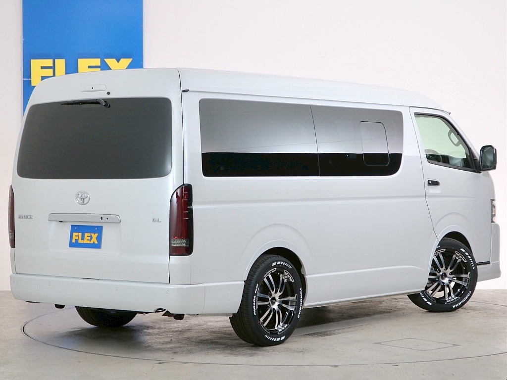 トヨタ ハイエース(5枚目)