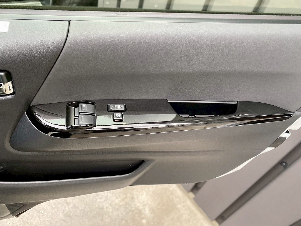 トヨタ ハイエースバン(15枚目)