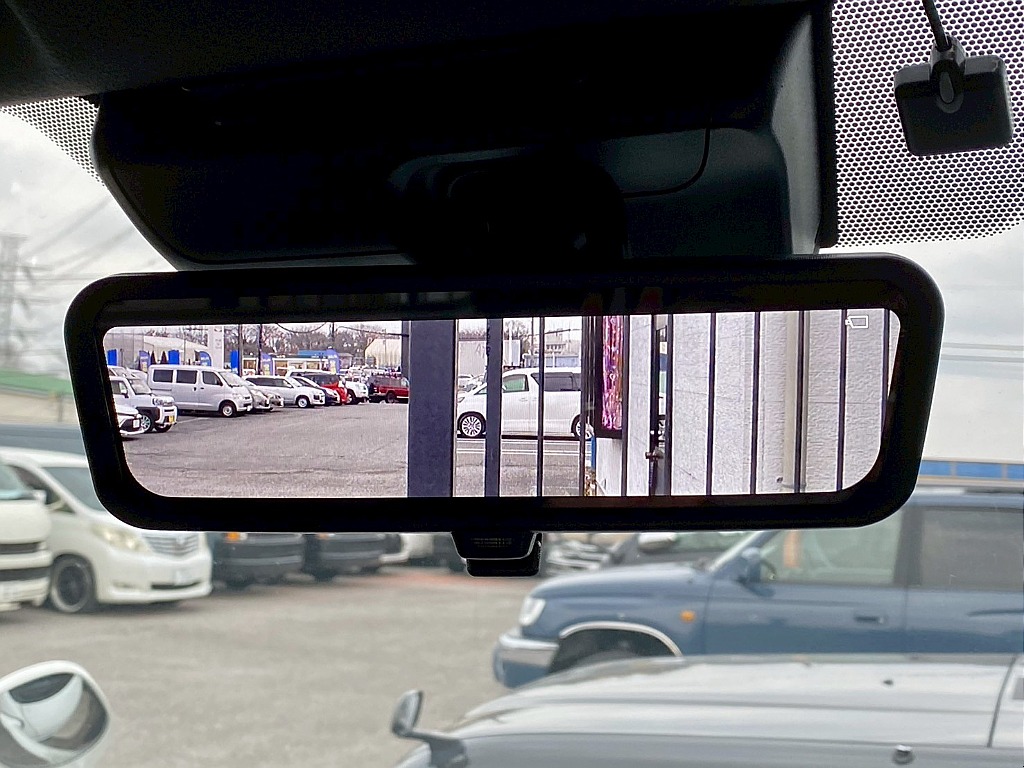 トヨタ ハイエースバン(17枚目)