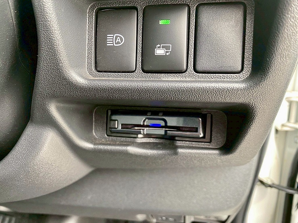 トヨタ ハイエースバン(12枚目)