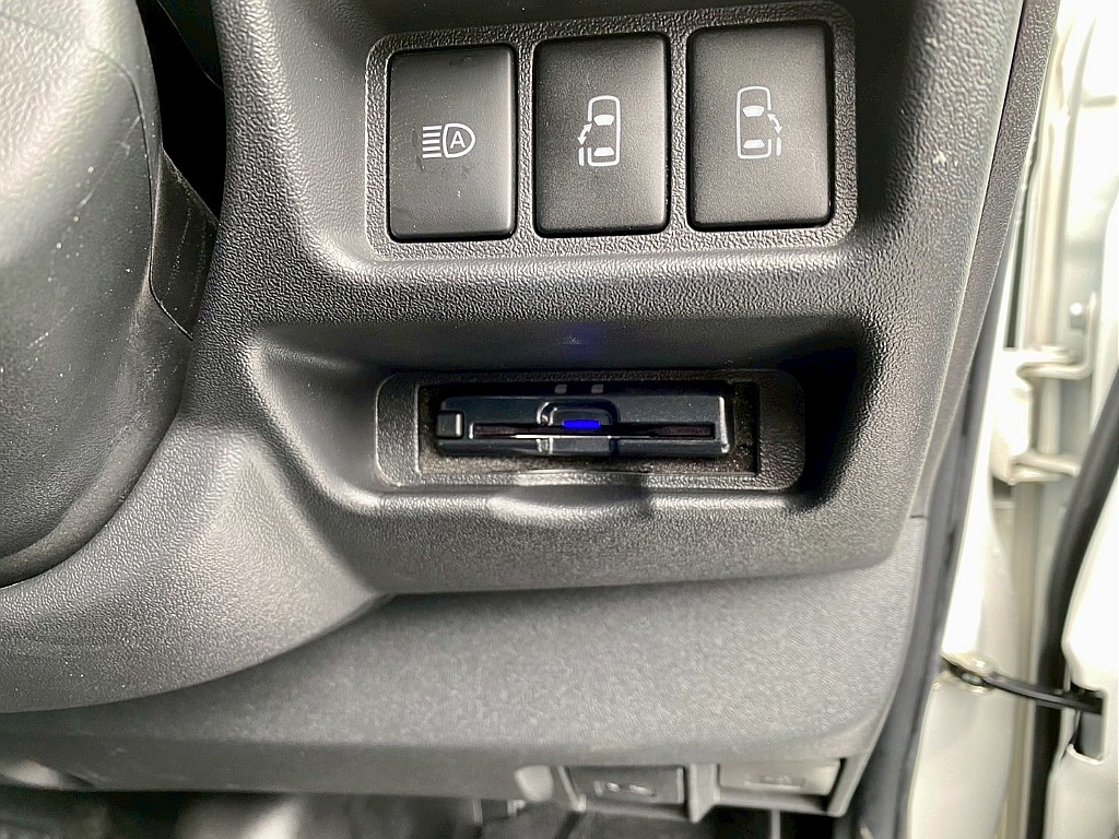 トヨタ ハイエースバン(11枚目)