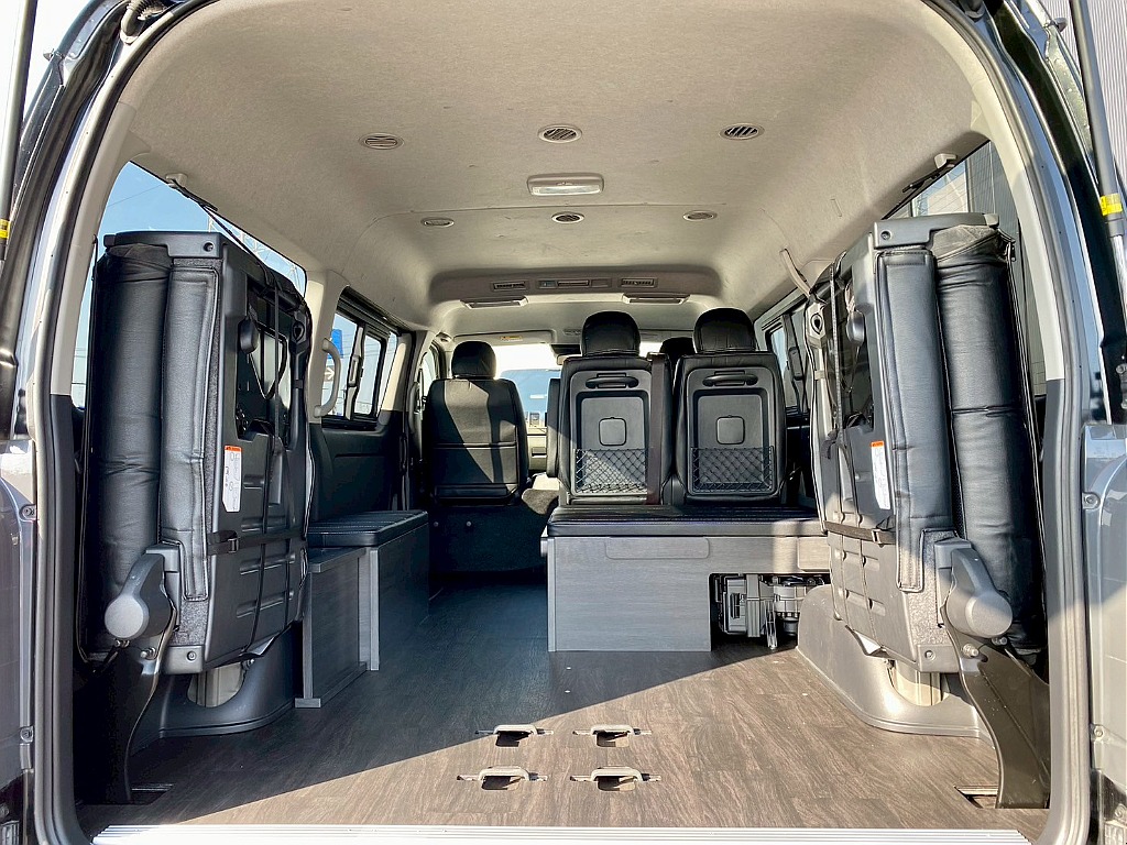 トヨタ ハイエース(25枚目)