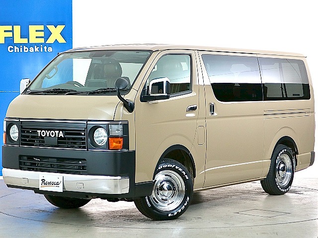【VALDOR】R8年式/8型/DT4WD/7人乗り8ナンバー/丸目フェイスチェンジ/フルフラットベッド展開/床張り施工