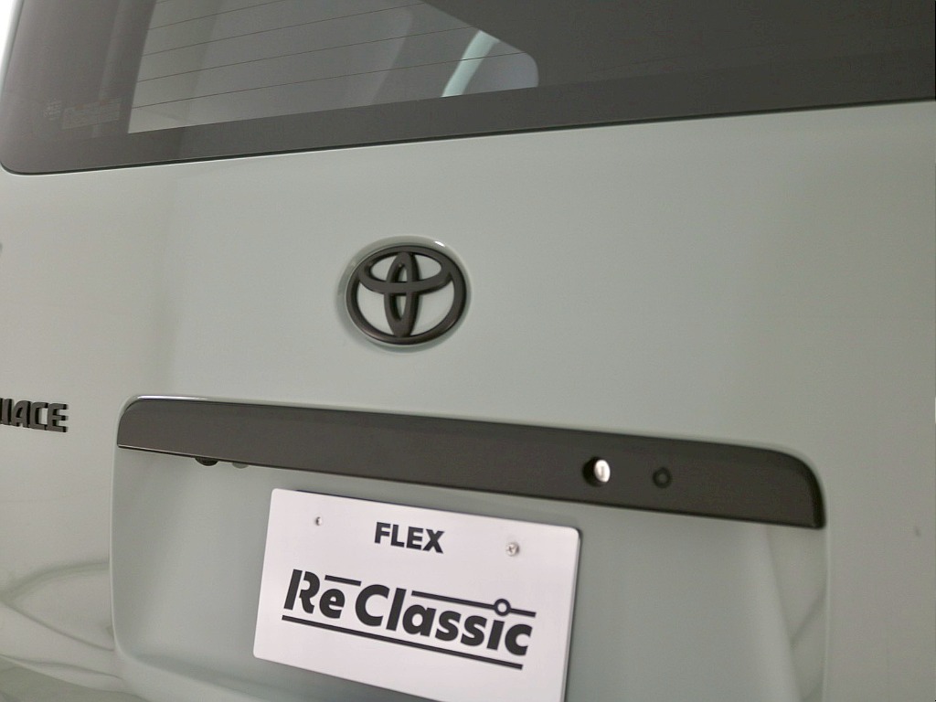 トヨタ ハイエースバン(33枚目)