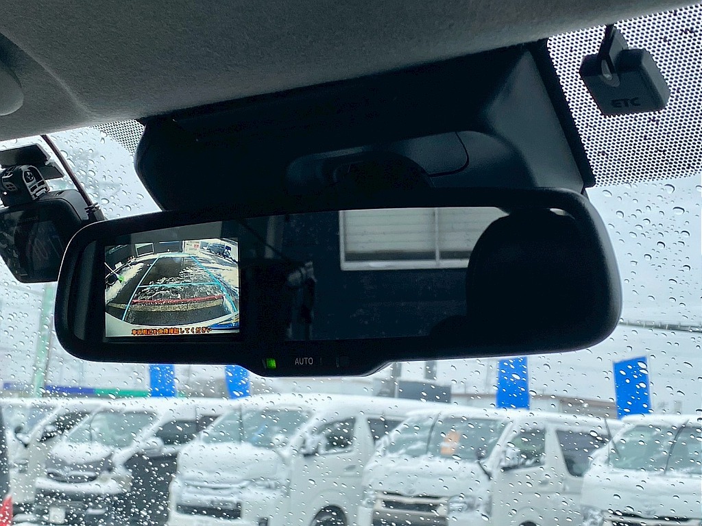 トヨタ ハイエース(12枚目)