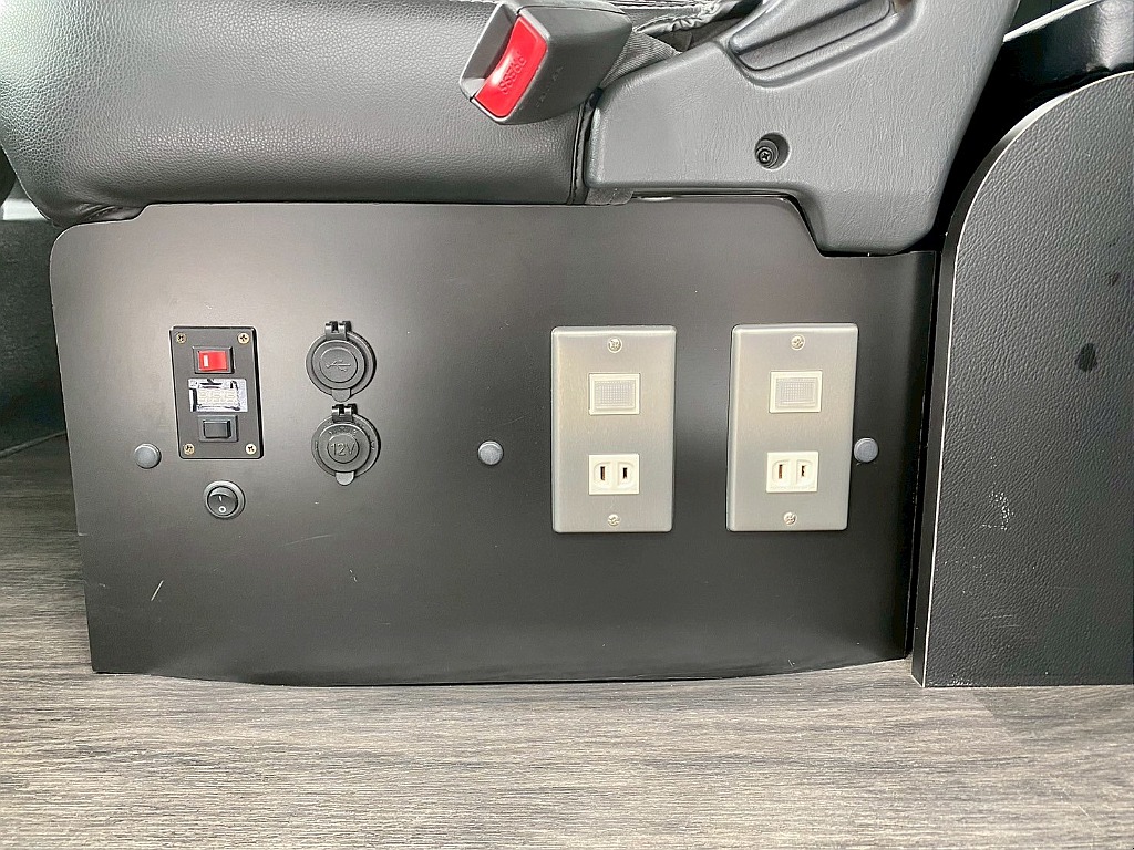 トヨタ ハイエース(18枚目)