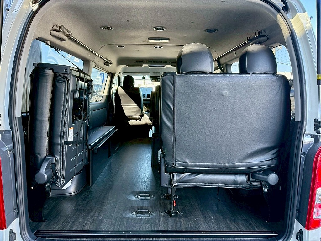 トヨタ ハイエース(26枚目)