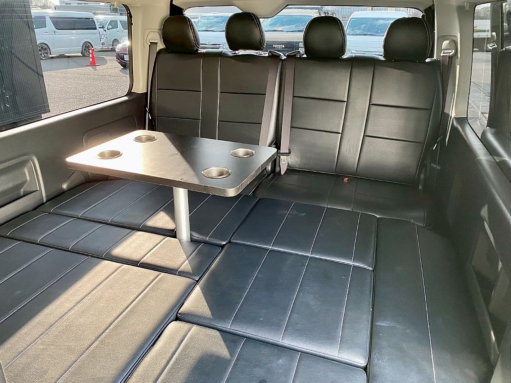 トヨタ ハイエース(17枚目)