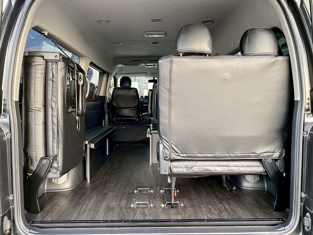 トヨタ ハイエース(23枚目)