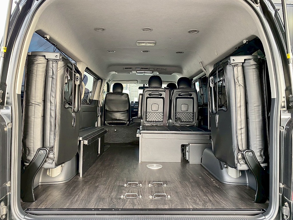 トヨタ ハイエース(24枚目)