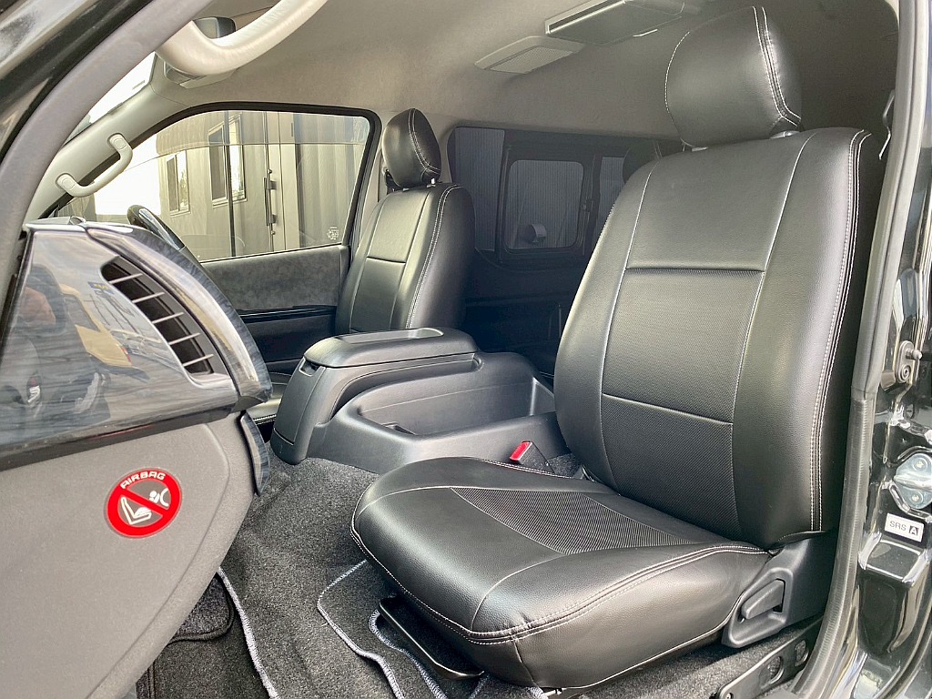 トヨタ ハイエース(9枚目)