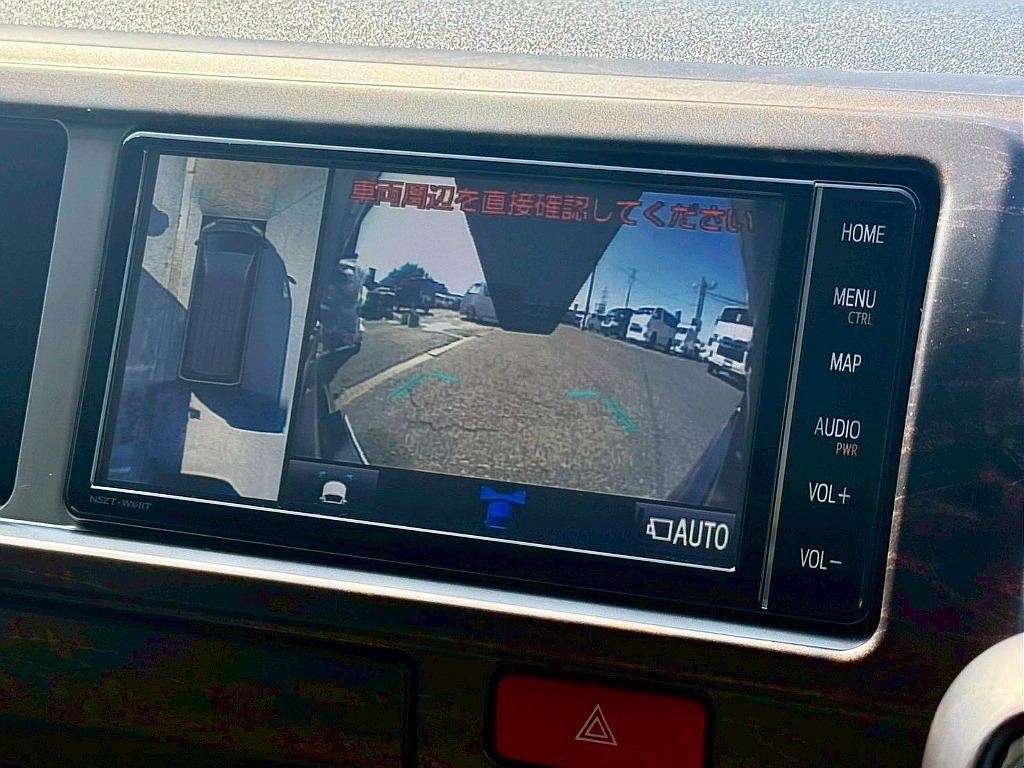 トヨタ ハイエース(15枚目)