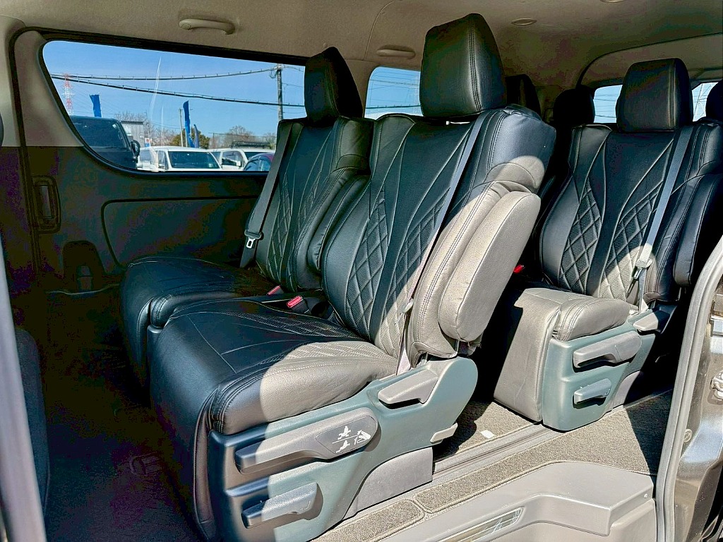 トヨタ ハイエース(18枚目)