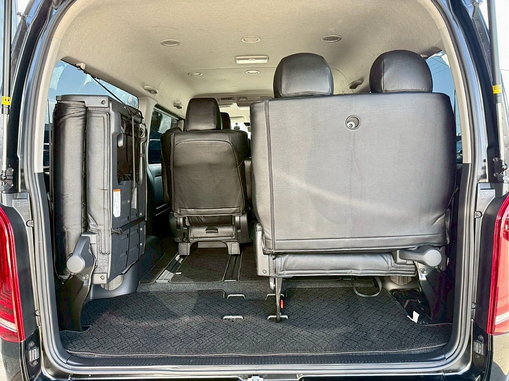 トヨタ ハイエース(26枚目)