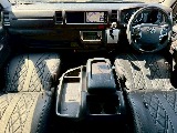 トヨタ ハイエース(3枚目)