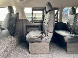トヨタ ハイエース(16枚目)