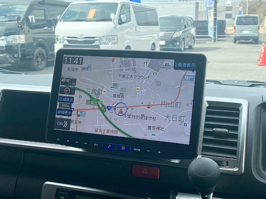 トヨタ ハイエース(14枚目)