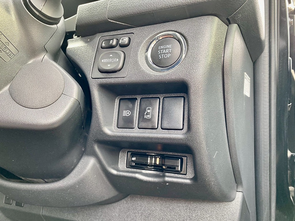 トヨタ ハイエース(11枚目)