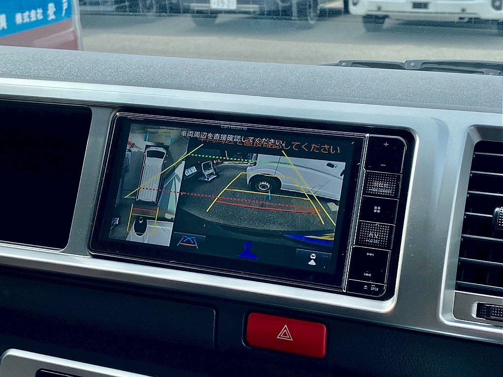 トヨタ ハイエース(15枚目)