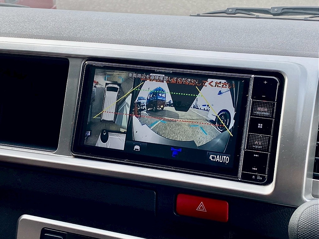 トヨタ ハイエース(16枚目)