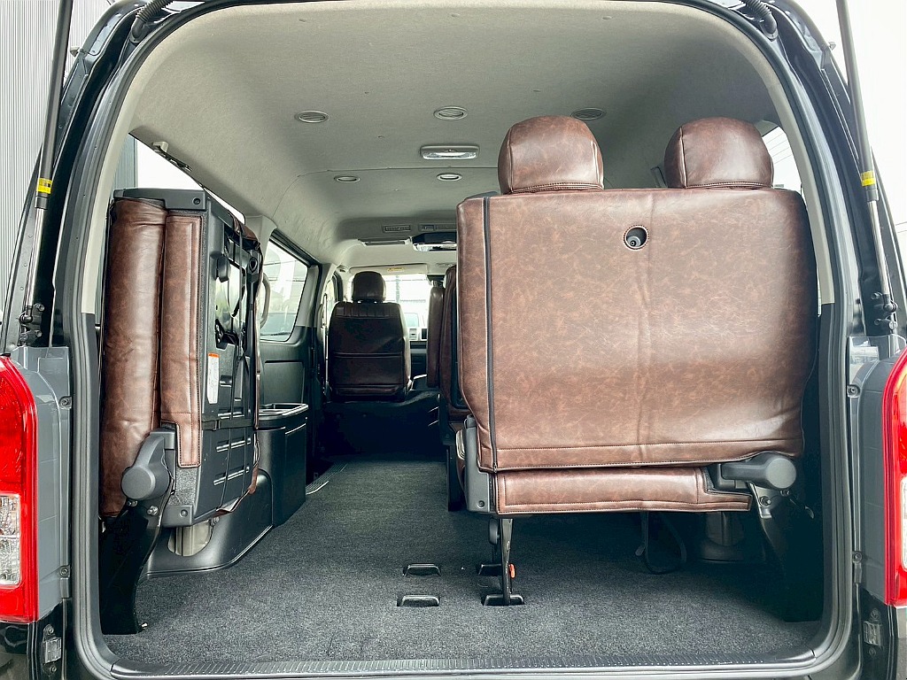 トヨタ ハイエース(25枚目)