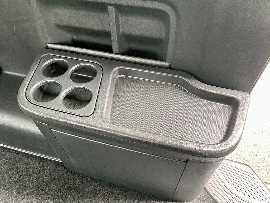 トヨタ ハイエース(27枚目)