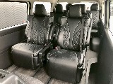 トヨタ ハイエース(4枚目)