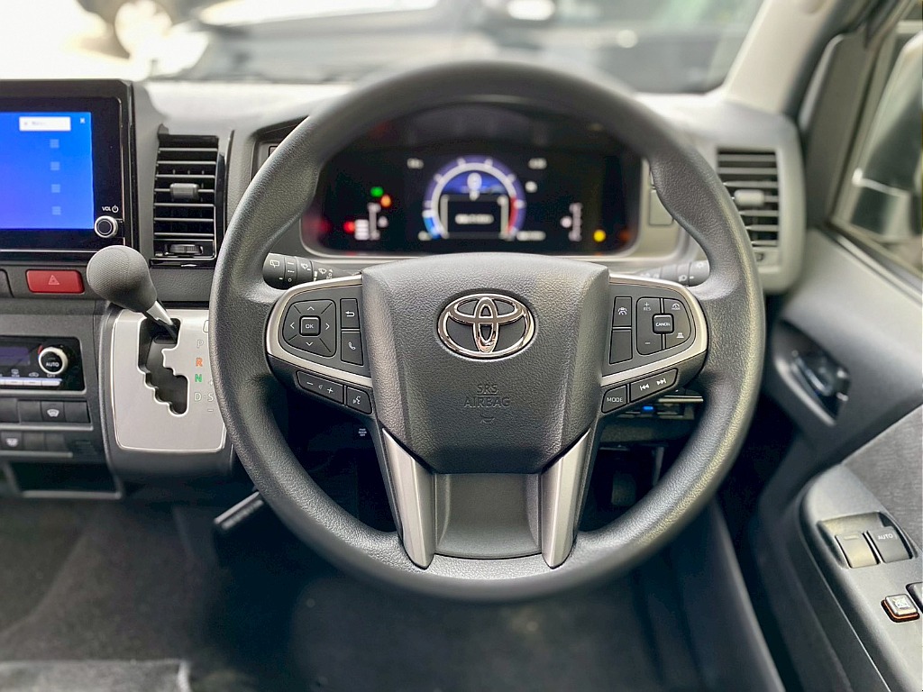 トヨタ ハイエース(12枚目)