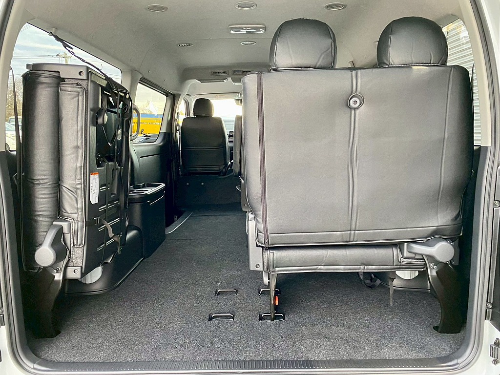 トヨタ ハイエース(32枚目)