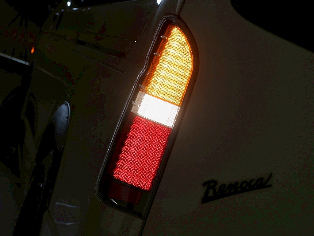 トヨタ ハイエース(41枚目)