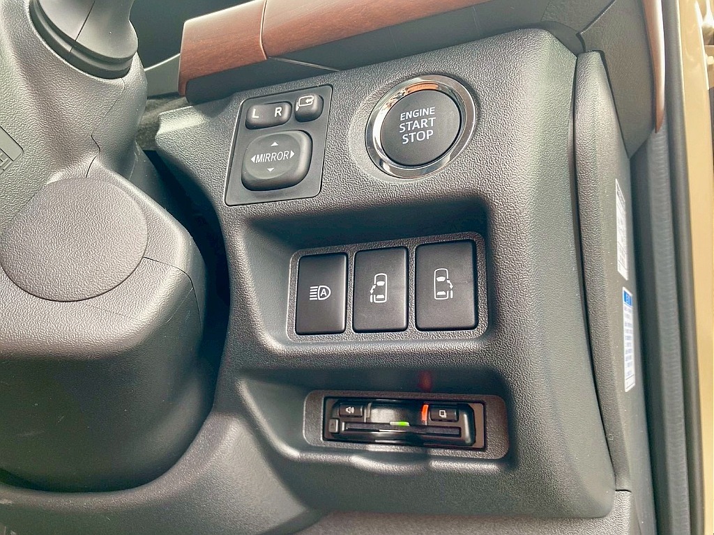 トヨタ ハイエースバン(11枚目)