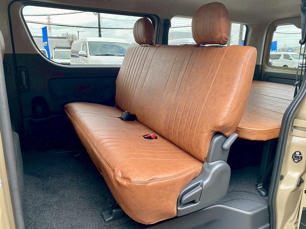 トヨタ ハイエースバン(19枚目)