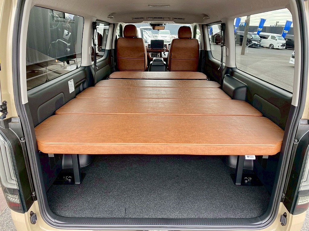 トヨタ ハイエースバン(23枚目)