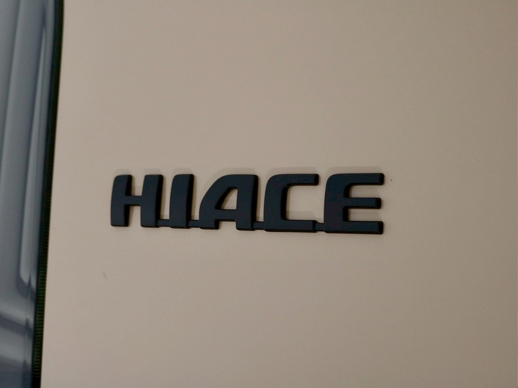 トヨタ ハイエースバン(37枚目)